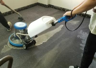 东莞清洁公司解读 工厂日常清洁与保洁中，刷地机是不可或缺的利器